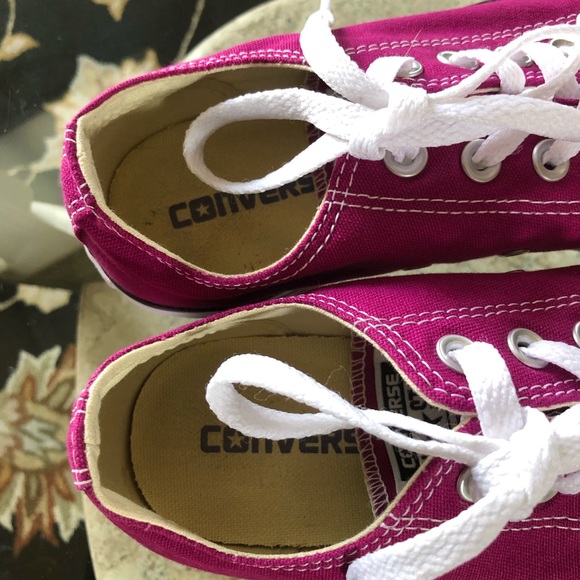 SOLD - Converse W-8, ChuckTaylor All Star Sneakers - Picture 8 of 9